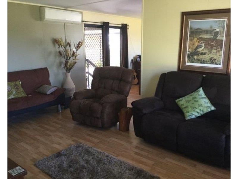 7 Powell Street, Roma QLD 4455