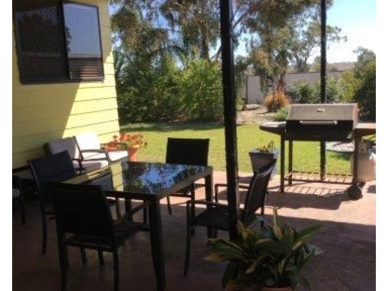 7 Powell Street, Roma QLD 4455