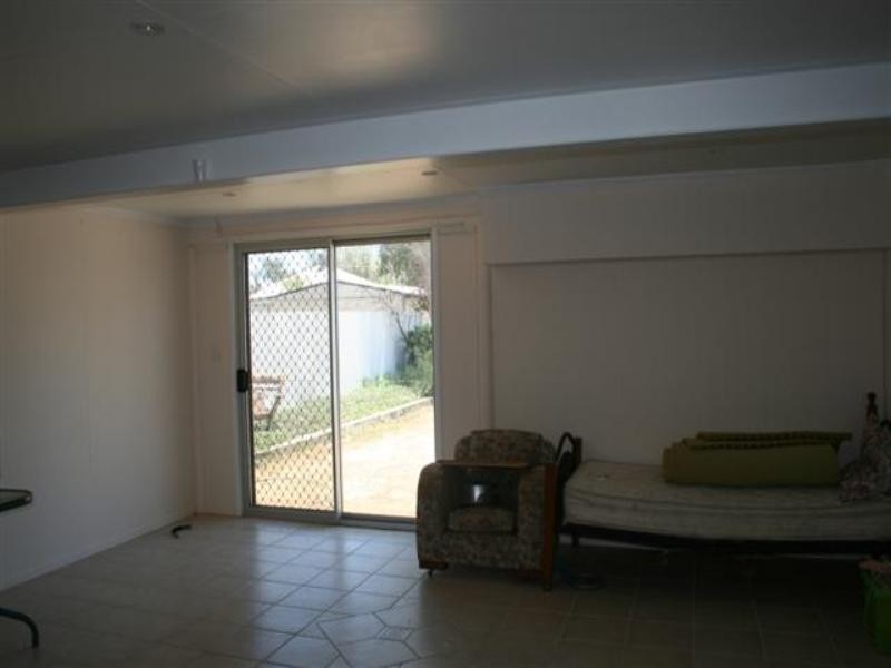 33 Derry Street, Roma QLD 4455