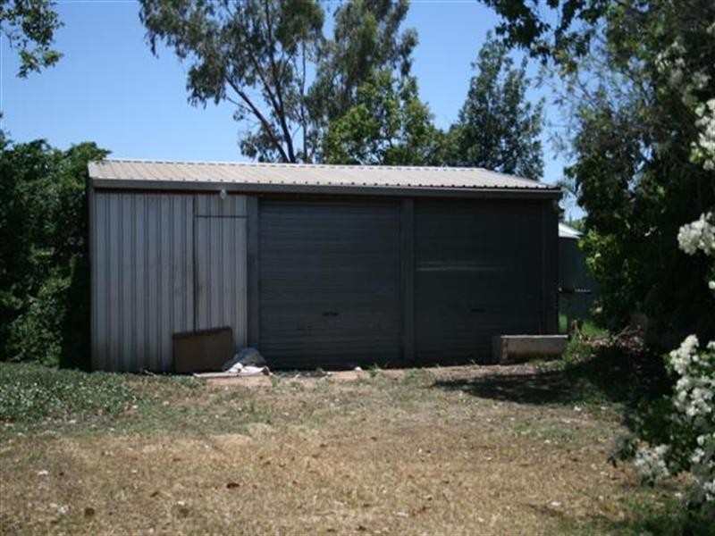 33 Derry Street, Roma QLD 4455