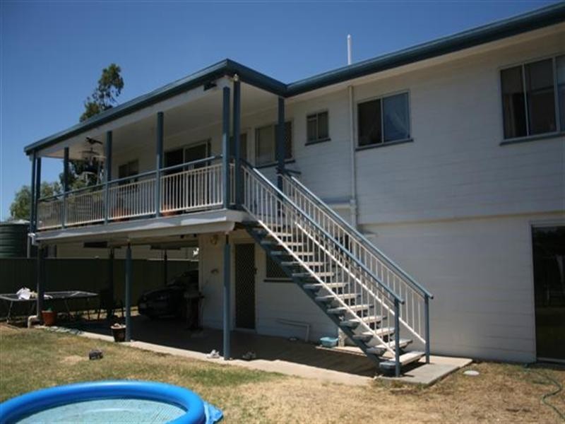 33 Derry Street, Roma QLD 4455
