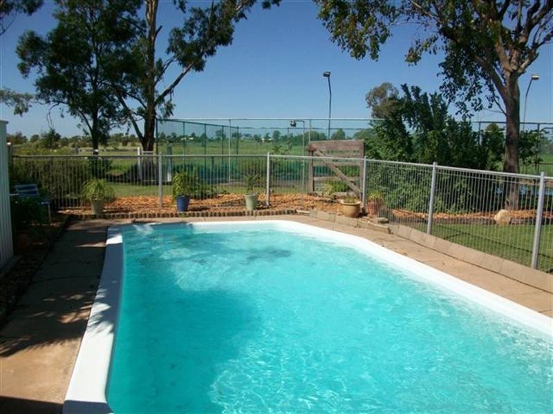 140 Corfe Road, Roma QLD 4455