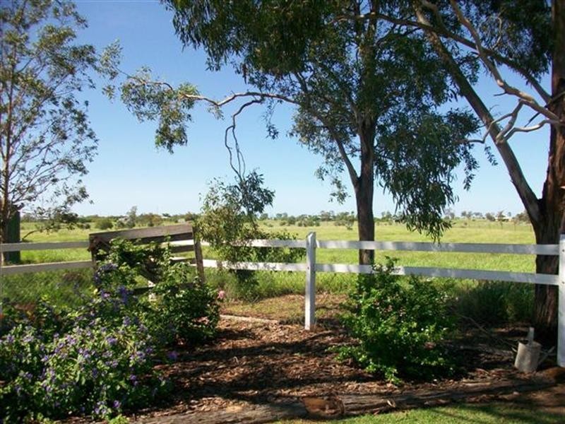 140 Corfe Road, Roma QLD 4455