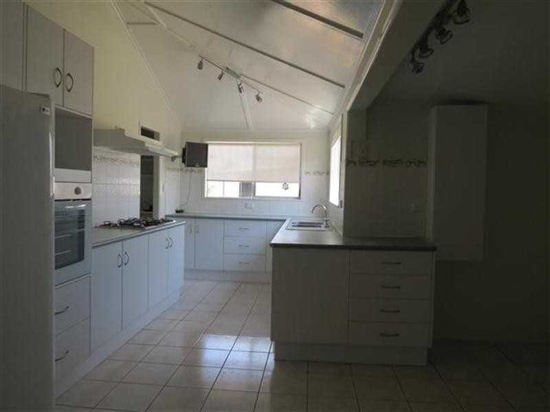 140 Corfe Road, Roma QLD 4455