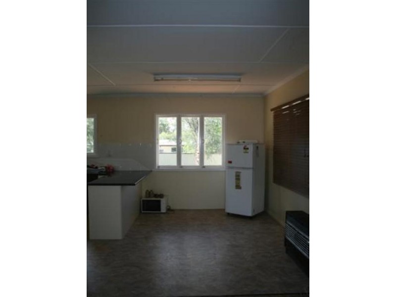 35 Taylor Street, Roma QLD 4455