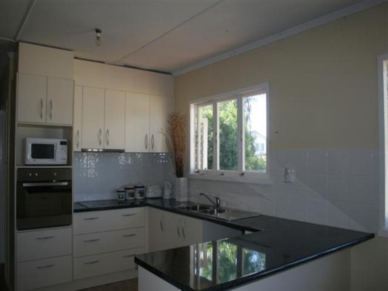 35 Taylor Street, Roma QLD 4455