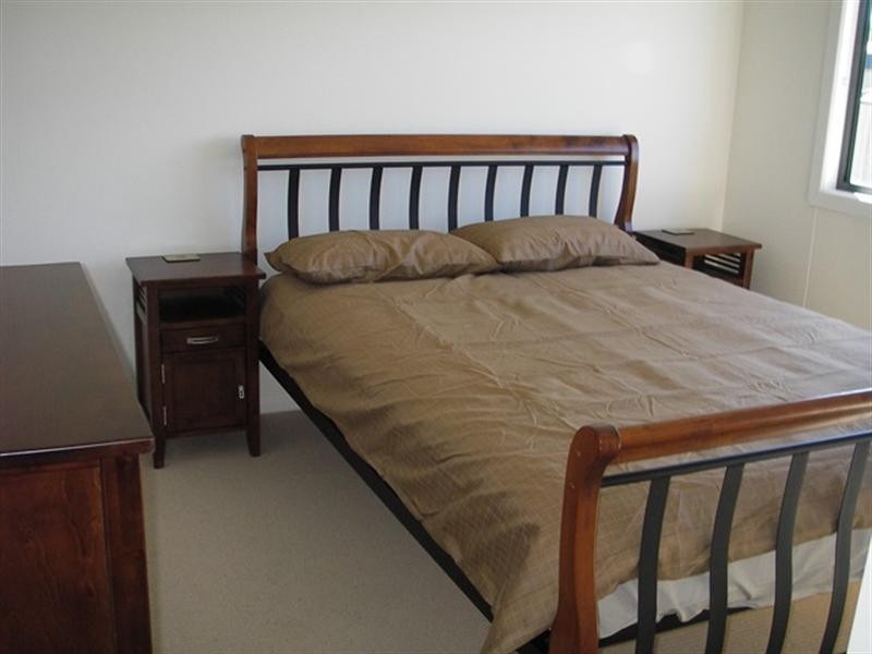 2 Lockyer Crescent, Roma QLD 4455