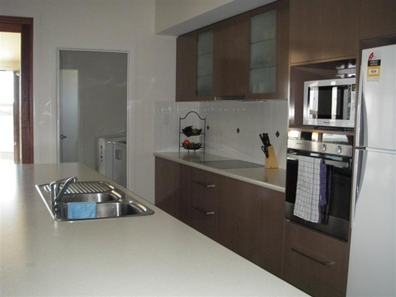 2 Lockyer Crescent, Roma QLD 4455