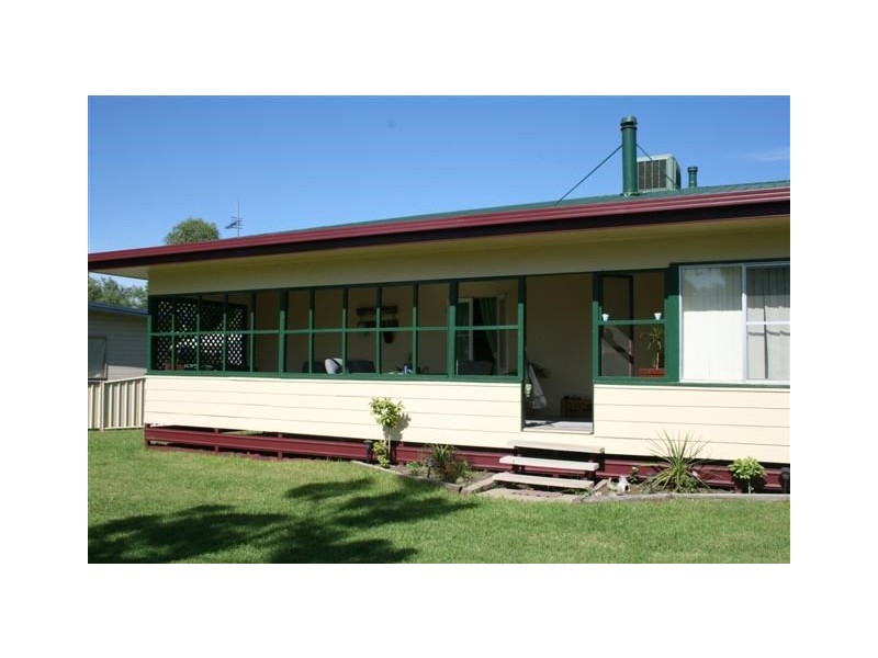 110 Northern Road, Roma QLD 4455