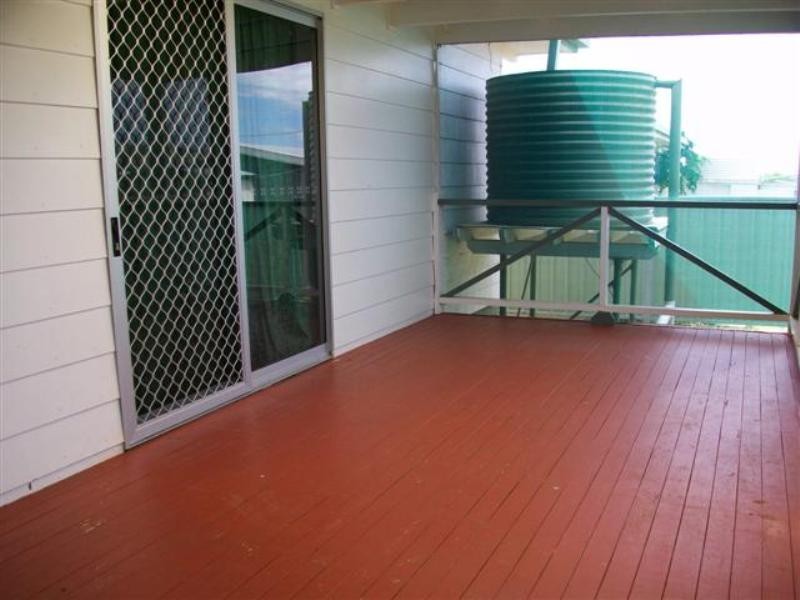 4 Hasted Street, Roma QLD 4455