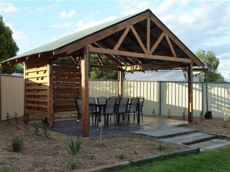 15 Hoffman Street, Roma QLD 4455