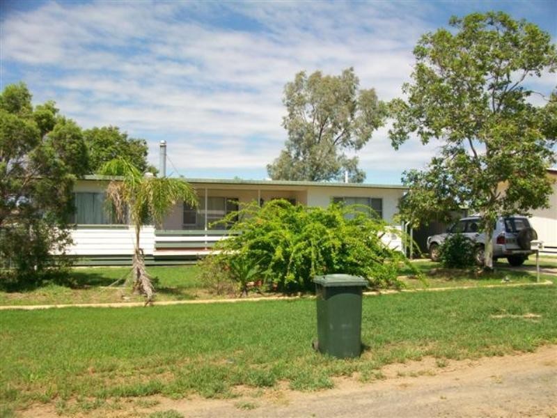 4 Hasted, Roma QLD 4455
