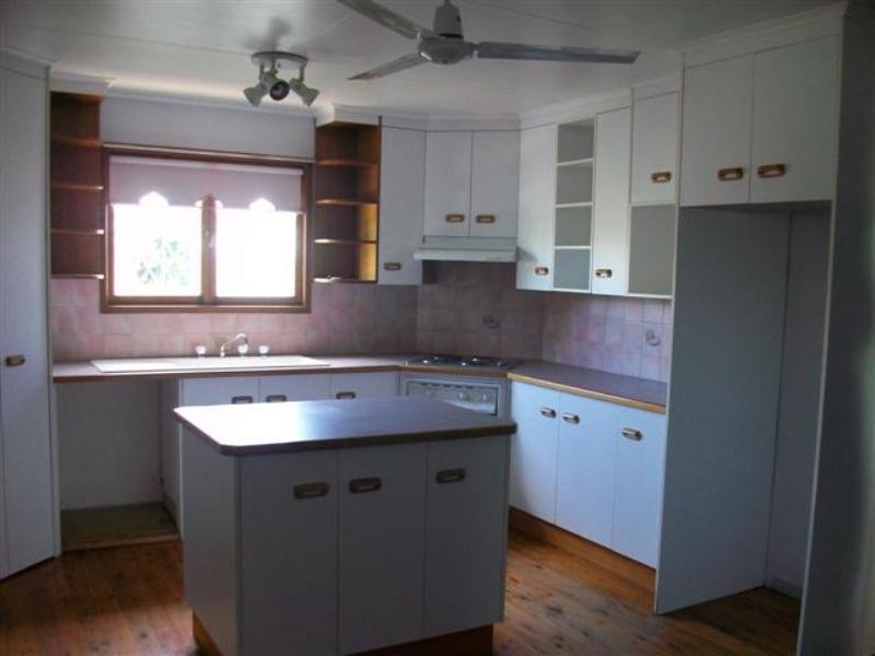 4 Hasted, Roma QLD 4455