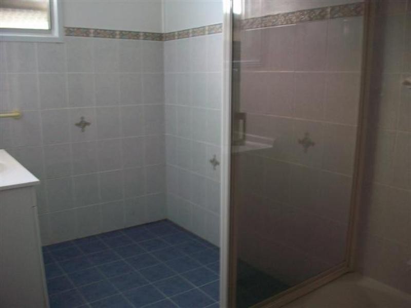 4 Hasted, Roma QLD 4455