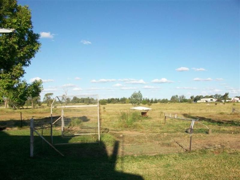 4 South Street, Roma QLD 4455