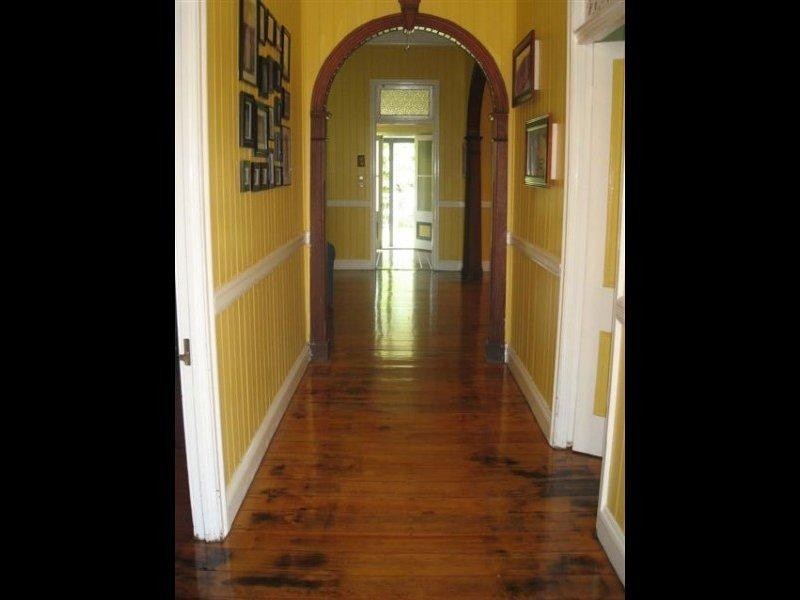 123 Wyndham Street, Roma QLD 4455