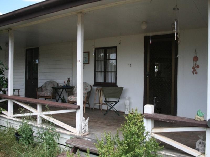 40 Bowen Street, Roma QLD 4455