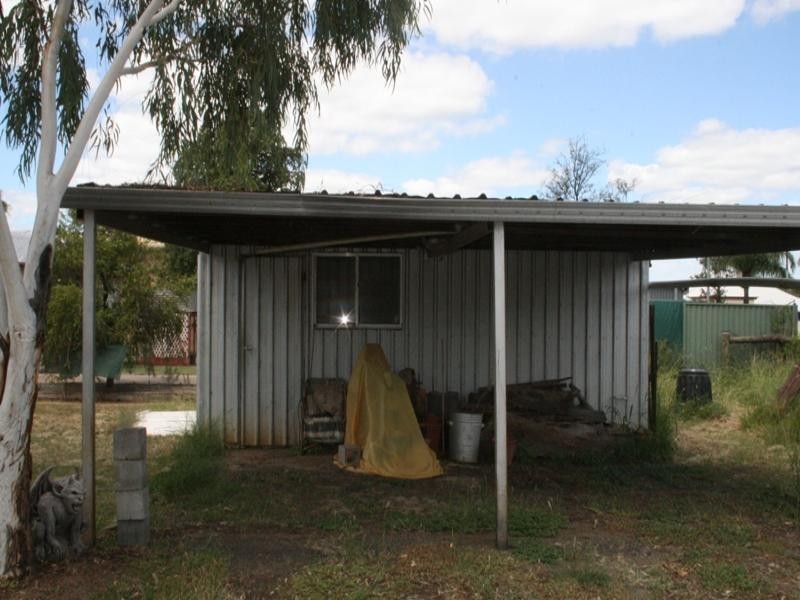 40 Bowen Street, Roma QLD 4455