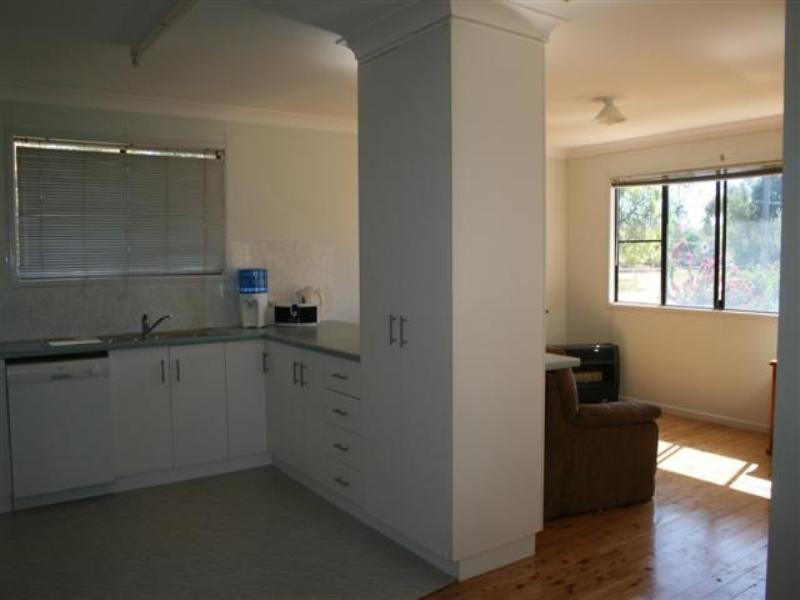 24 Derry Street, Roma QLD 4455