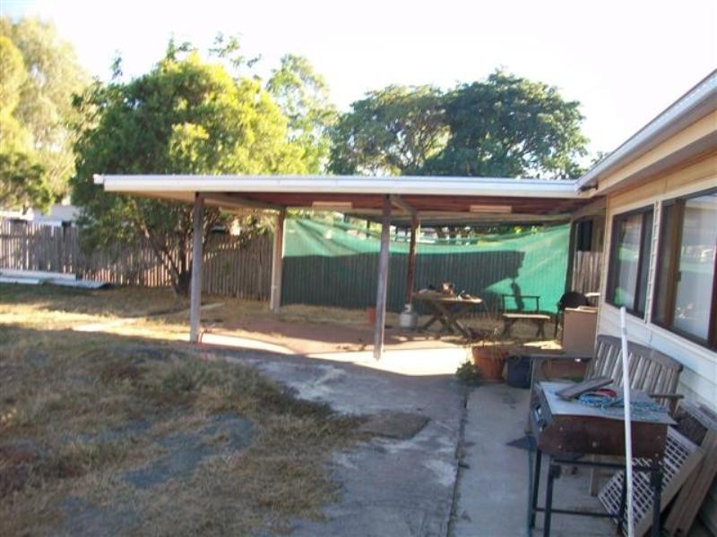 75 Hawthorne Street, Roma QLD 4455