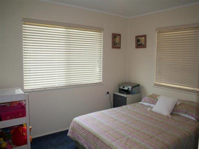 69 Currey Street, Roma QLD 4455