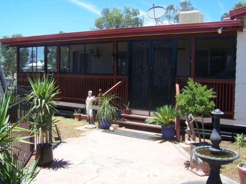 13 Maiden Street, Roma QLD 4455