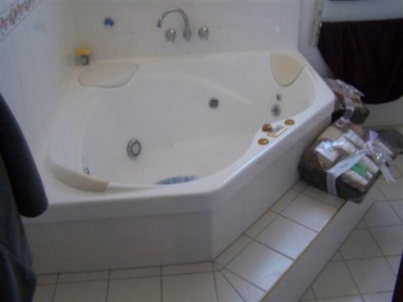 13 Maiden Street, Roma QLD 4455