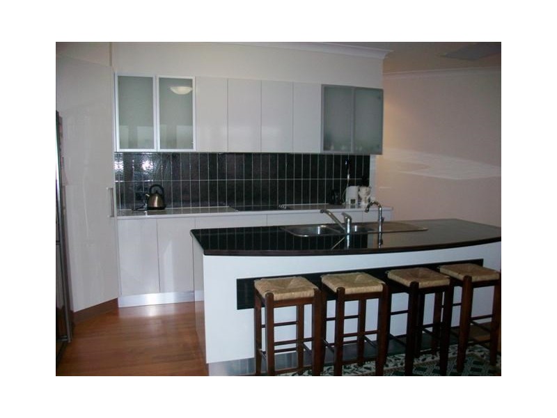 6 Lockyer Crescent, Roma QLD 4455