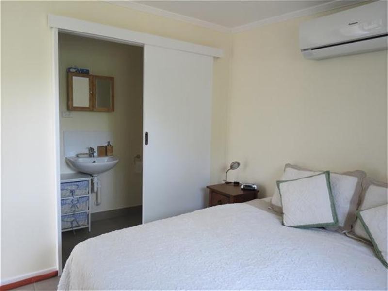 33 Bowen Street, Roma QLD 4455