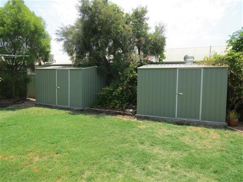 33 Bowen Street, Roma QLD 4455