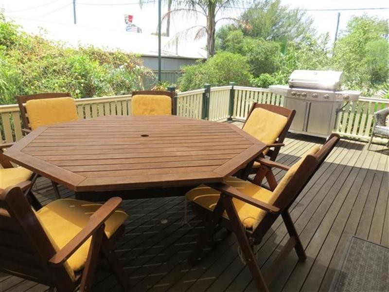 33 Bowen Street, Roma QLD 4455