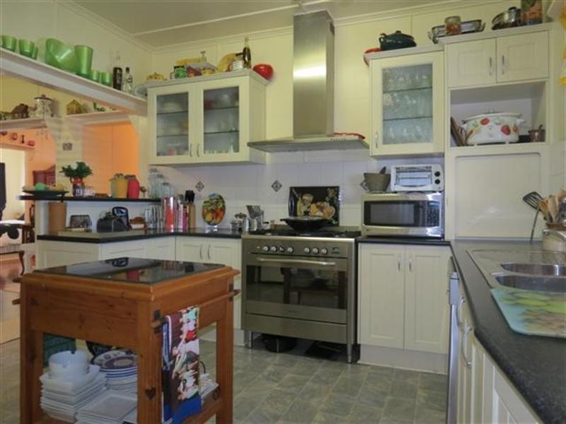 6 Queen Street, Roma QLD 4455