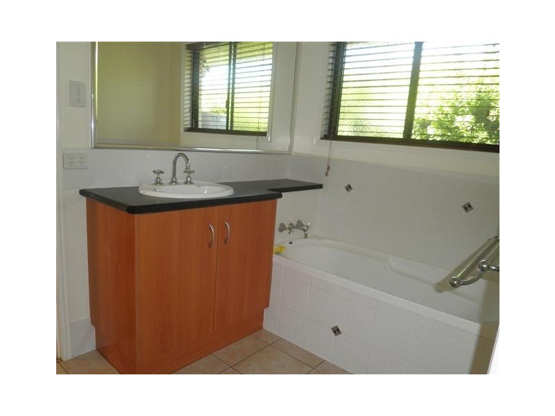 29 Karalee Court, Roma QLD 4455