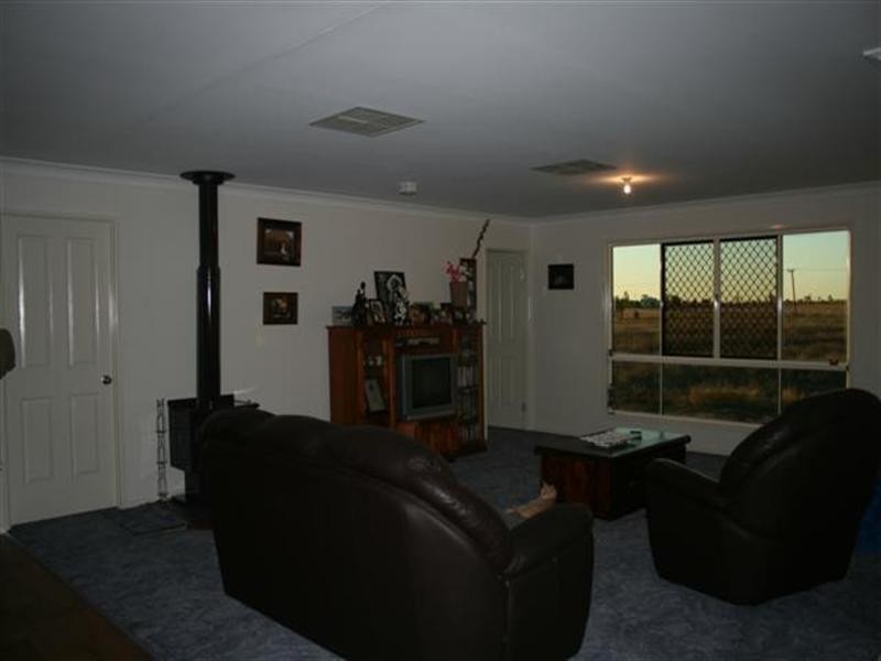 7 Dargal Road, Roma QLD 4455