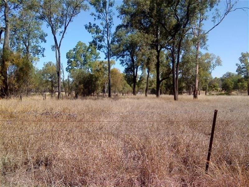 3 Station Street, Yuleba QLD 4427