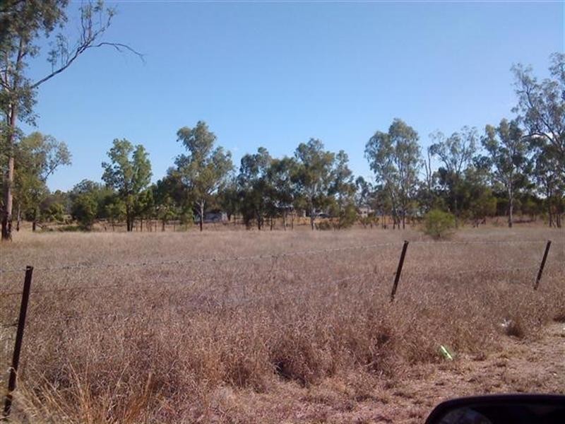 3 Station Street, Yuleba QLD 4427