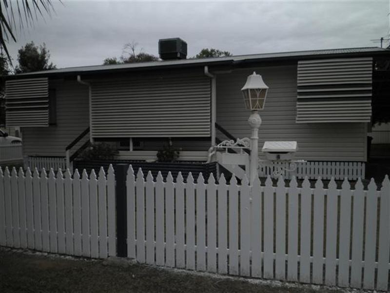 4 Wyndham Street, Roma QLD 4455