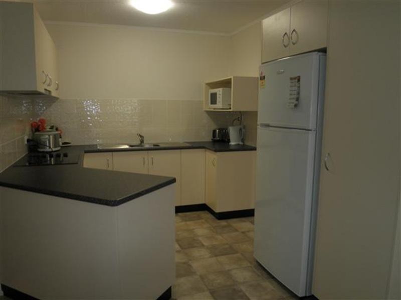 4 Wyndham Street, Roma QLD 4455
