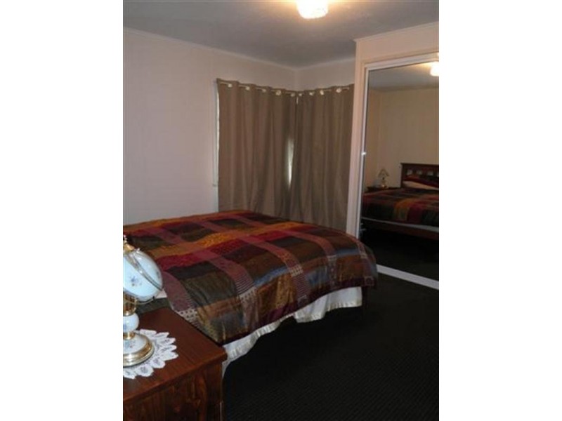 4 Wyndham Street, Roma QLD 4455