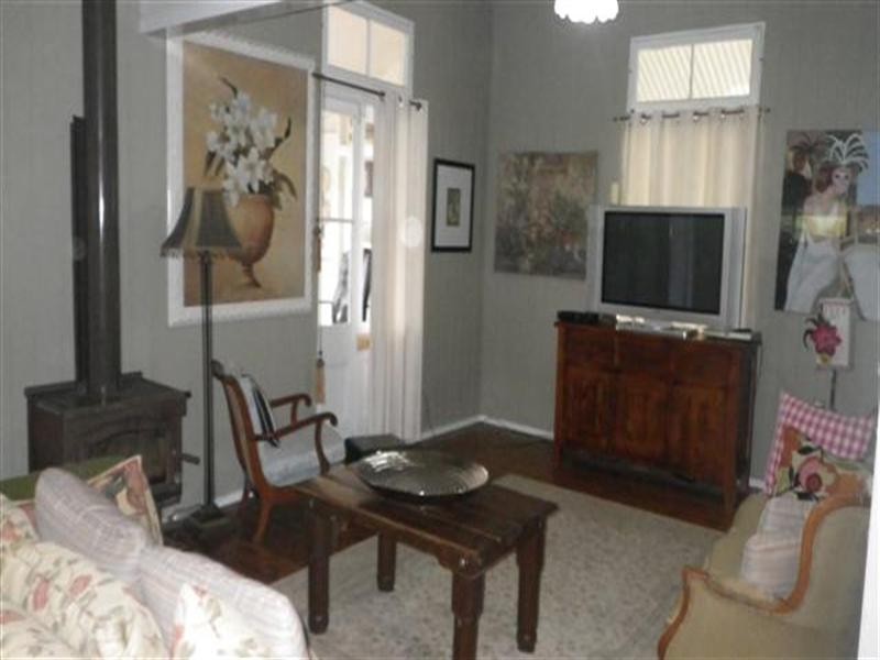 44 Arthur Street, Roma QLD 4455