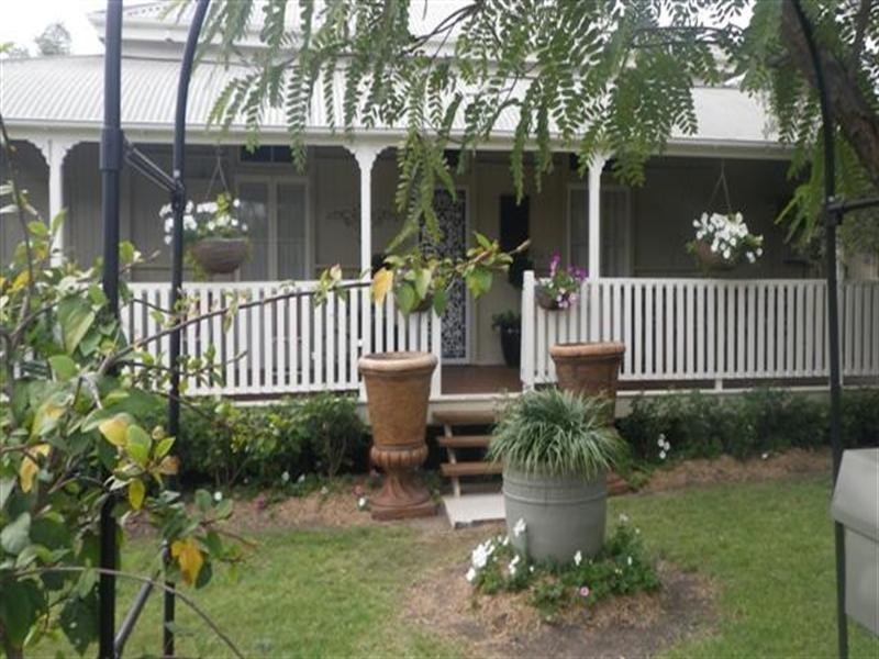 44 Arthur Street, Roma QLD 4455