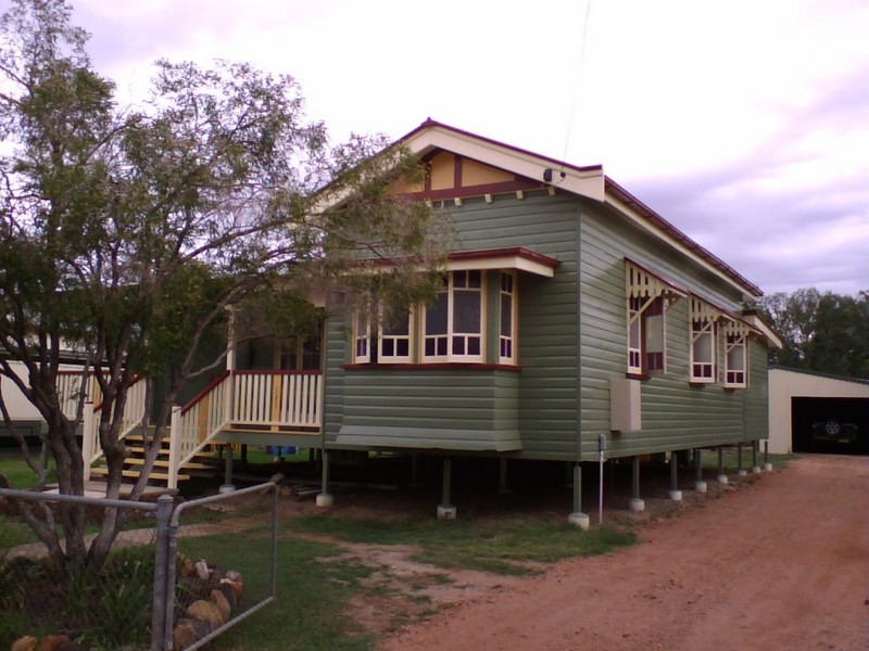 12 Twine Street, Roma QLD 4455