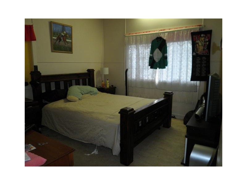 14 McEwan Street, Roma QLD 4455