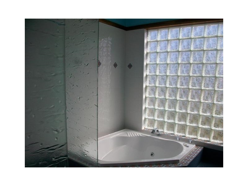 102 Currey Street, Roma QLD 4455