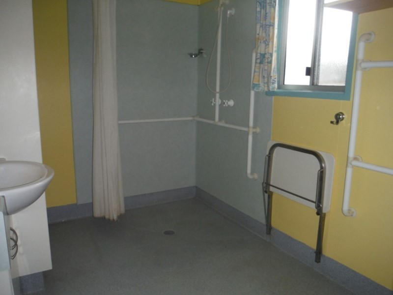 102 Currey Street, Roma QLD 4455