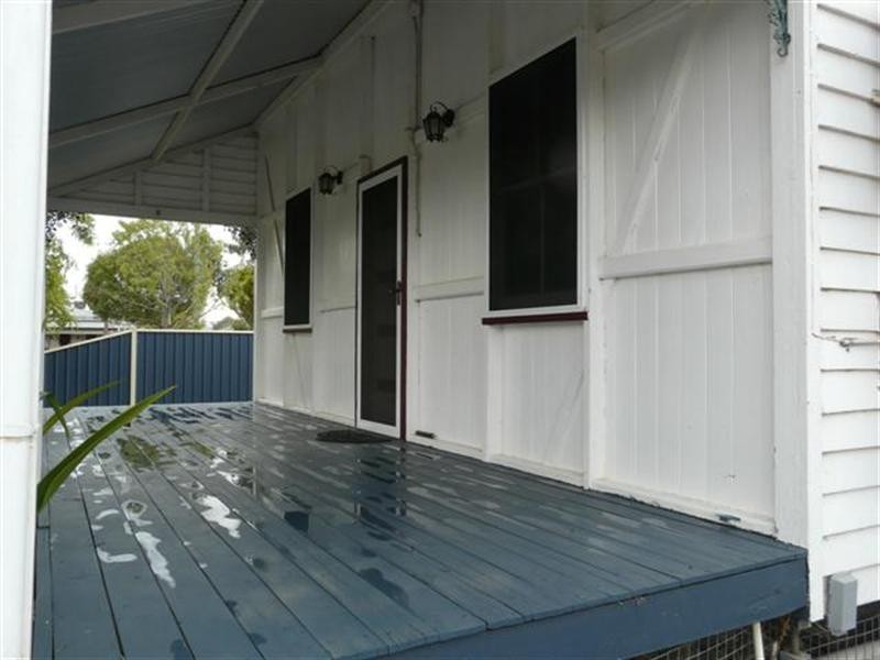 19 Major Street, Roma QLD 4455