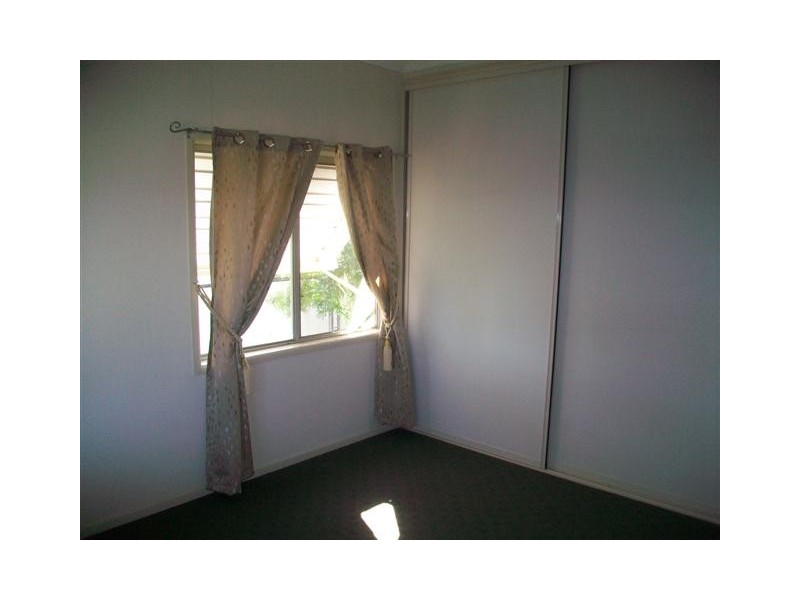 3 Whel, Roma QLD 4455