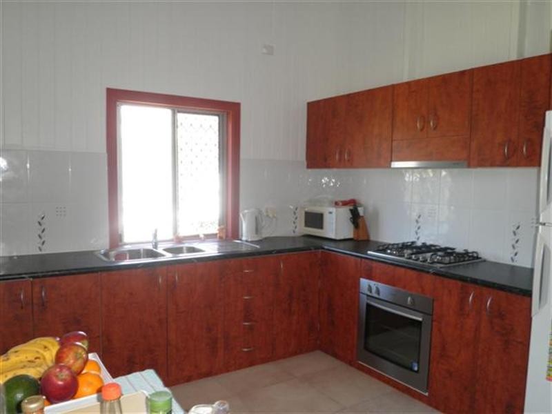 130 Arthur Street, Roma QLD 4455