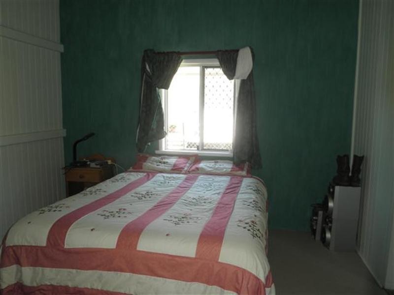 130 Arthur Street, Roma QLD 4455