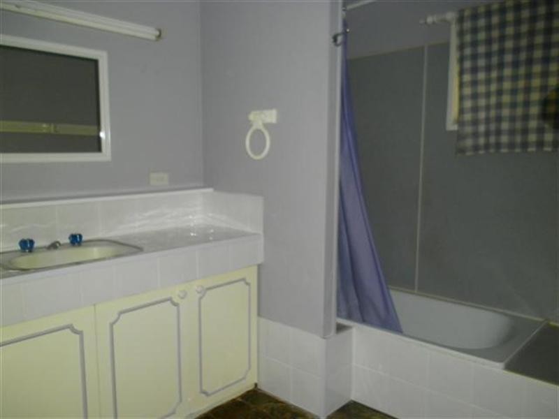 23 Soutter Street, Roma QLD 4455